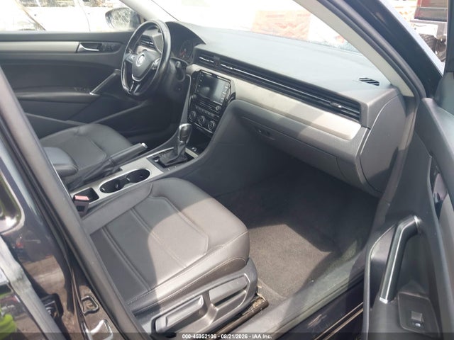 2020 Volkswagen Passat 2.0t Se მანქანა იყიდება აუქციონზე, vin: 1VWSA7A34LC007735, აუქციონის ნომერი: 45952106