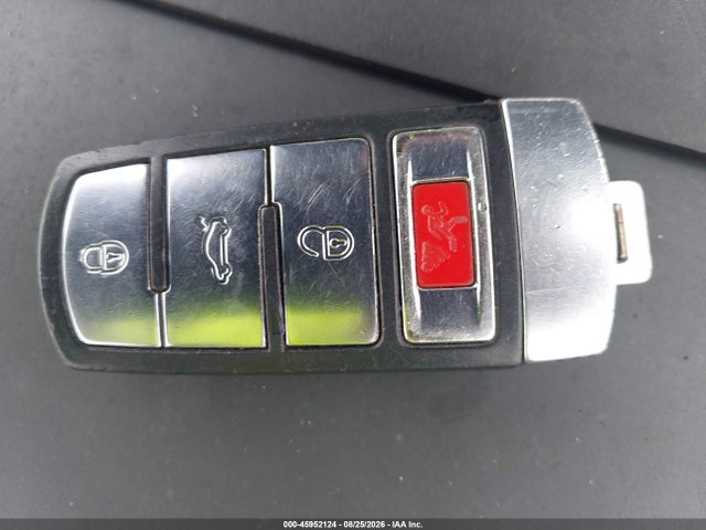 45952124 :رقم المزاد ، WVWBN7AN9DE516105 vin ، 2013 Volkswagen Cc 2.0t Sport Plus مزاد بيع