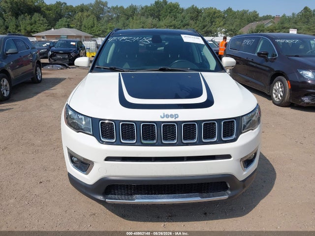 45952148 :رقم المزاد ، 3C4NJDCB0JT100515 vin ، 2018 Jeep Compass Limited 4x4 مزاد بيع