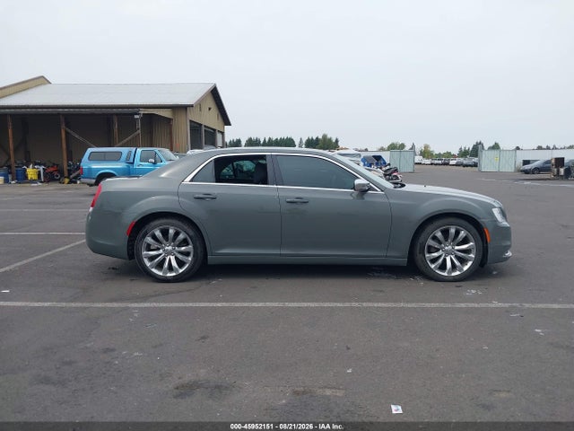 Продаж на аукціоні авто 2019 Chrysler 300 Touring, vin: 2C3CCAAG1KH590587, номер лоту: 45952151