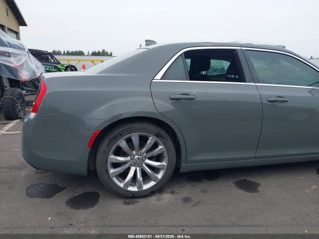 Продаж на аукціоні авто 2019 Chrysler 300 Touring, vin: 2C3CCAAG1KH590587, номер лоту: 45952151