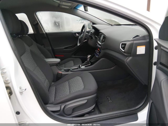 Продажа на аукционе авто 2018 Hyundai Ioniq Hybrid Blue, vin: KMHC65LC1JU100435, номер лота: 45952184