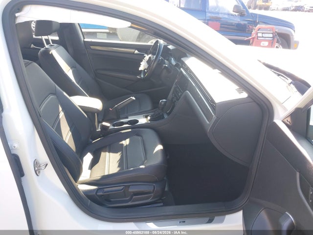 45952188 :رقم المزاد ، 1VWMA7A35MC009293 vin ، 2021 Volkswagen Passat 2.0t R-line مزاد بيع