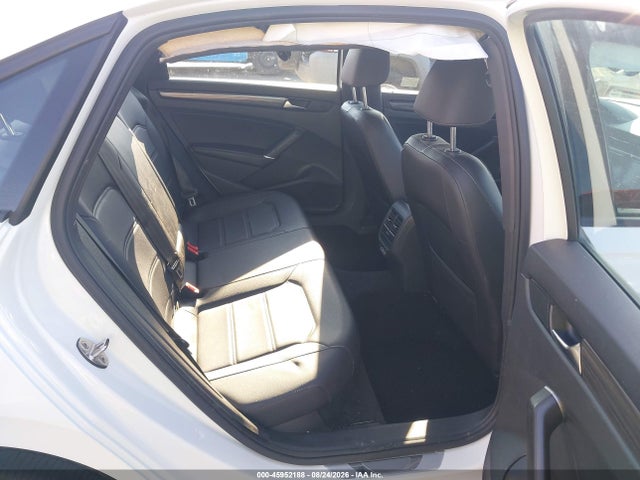 45952188 :رقم المزاد ، 1VWMA7A35MC009293 vin ، 2021 Volkswagen Passat 2.0t R-line مزاد بيع