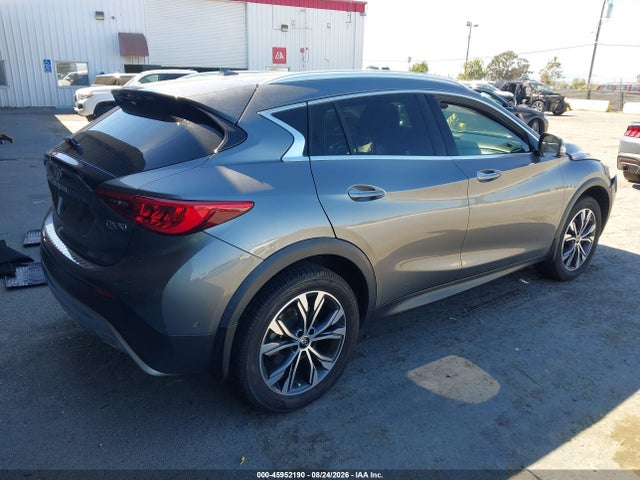 45952190 :رقم المزاد ، SJKCH5CR7JA048486 vin ، 2018 Infiniti Qx30 Premium مزاد بيع