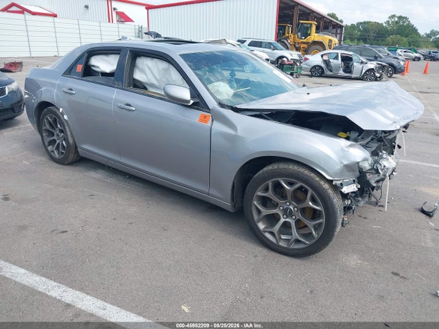 Aukcja sprzedaży 2018 Chrysler 300 300s, vin: 2C3CCABG1JH301415, numer aukcji: 45952209
