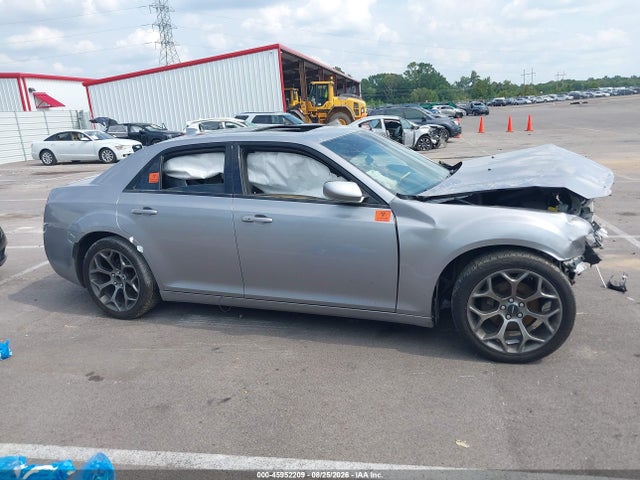 Продаж на аукціоні авто 2018 Chrysler 300 300s, vin: 2C3CCABG1JH301415, номер лоту: 45952209