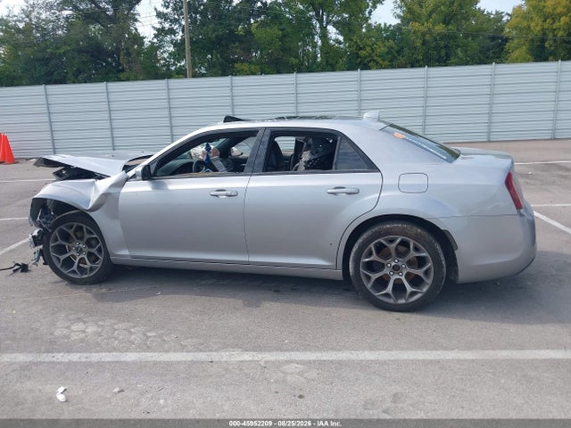 Продаж на аукціоні авто 2018 Chrysler 300 300s, vin: 2C3CCABG1JH301415, номер лоту: 45952209