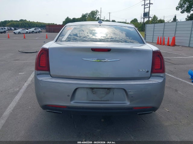 Продаж на аукціоні авто 2018 Chrysler 300 300s, vin: 2C3CCABG1JH301415, номер лоту: 45952209