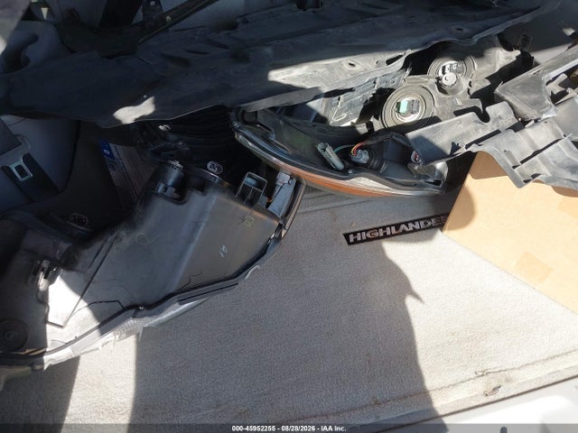 5TDJKRFH6GS286377 Toyota Highlander Xle V6