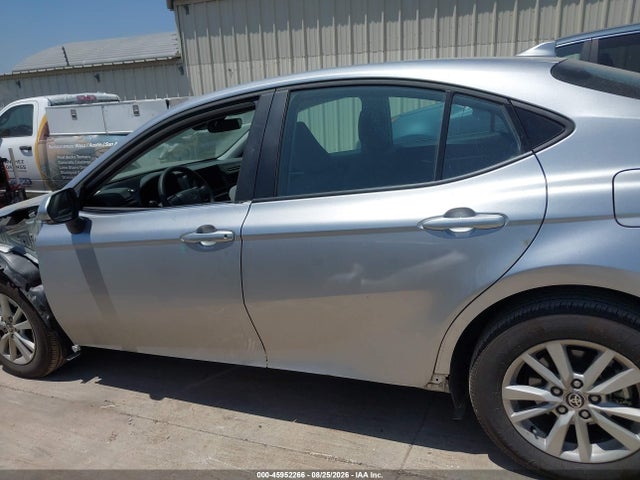 Продаж на аукціоні авто 2026 Toyota Camry Le, vin: 4T1DAACK4TU698137, номер лоту: 45952266