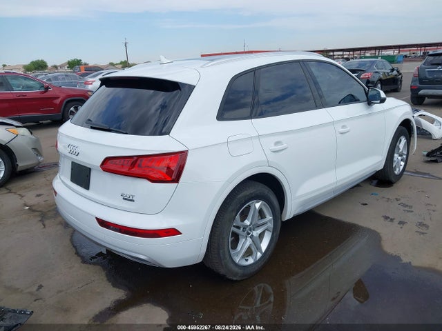 45952267 :رقم المزاد ، WA1ANAFY7J2011537 vin ، 2018 Audi Q5 2.0t Premium/2.0t Tech Premium مزاد بيع