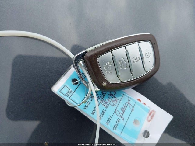 2020 Hyundai Elantra Value Edition მანქანა იყიდება აუქციონზე, vin: 5NPD84LF6LH621686, აუქციონის ნომერი: 45952273
