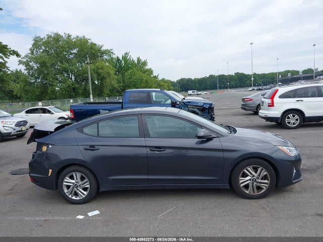 2020 Hyundai Elantra Value Edition მანქანა იყიდება აუქციონზე, vin: 5NPD84LF6LH621686, აუქციონის ნომერი: 45952273