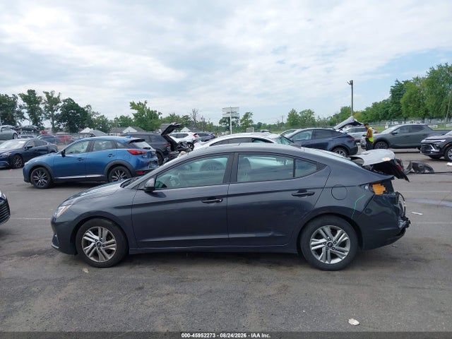 2020 Hyundai Elantra Value Edition მანქანა იყიდება აუქციონზე, vin: 5NPD84LF6LH621686, აუქციონის ნომერი: 45952273