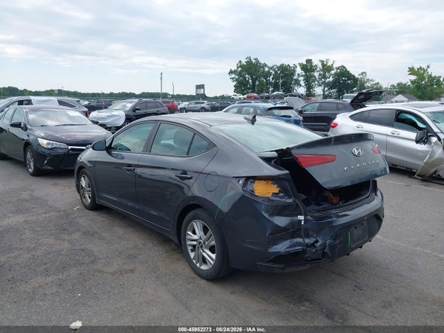 2020 Hyundai Elantra Value Edition მანქანა იყიდება აუქციონზე, vin: 5NPD84LF6LH621686, აუქციონის ნომერი: 45952273