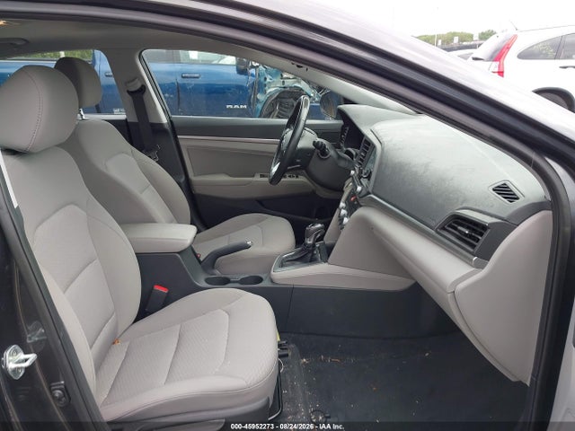 2020 Hyundai Elantra Value Edition მანქანა იყიდება აუქციონზე, vin: 5NPD84LF6LH621686, აუქციონის ნომერი: 45952273