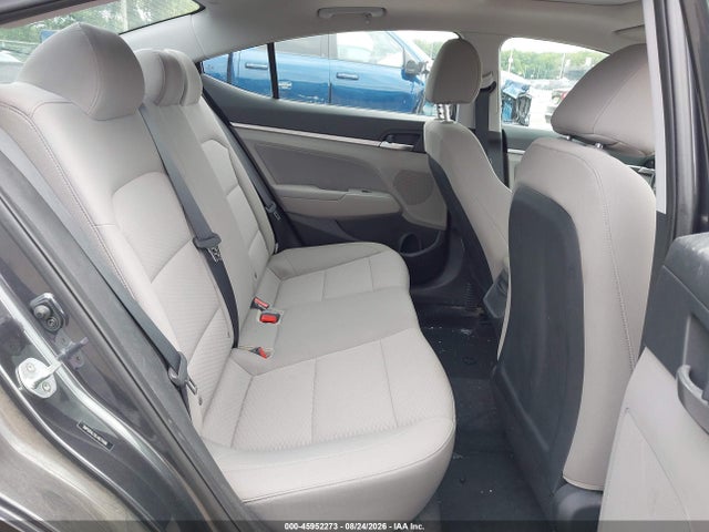 2020 Hyundai Elantra Value Edition მანქანა იყიდება აუქციონზე, vin: 5NPD84LF6LH621686, აუქციონის ნომერი: 45952273