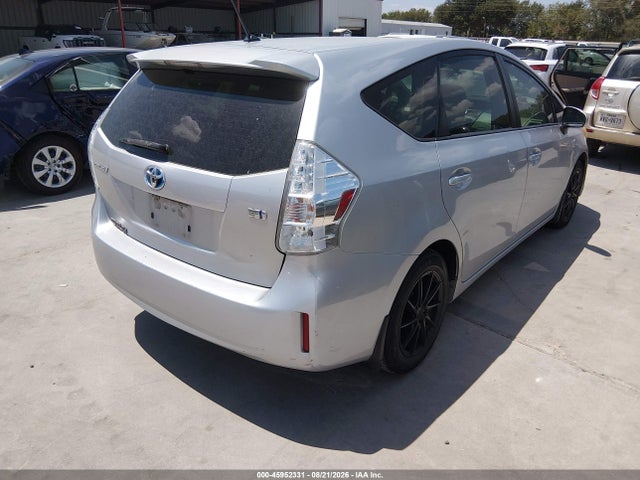 Продаж на аукціоні авто 2014 Toyota Prius V Two, vin: JTDZN3EU4EJ015592, номер лоту: 45952331