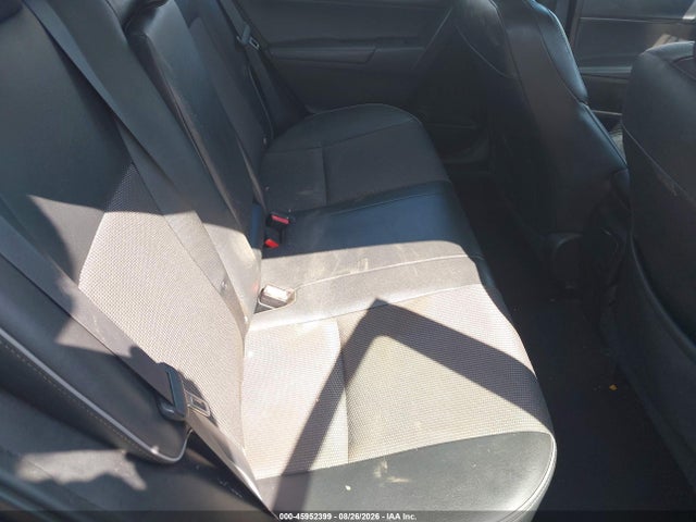 45952399 :رقم المزاد ، 2T1BURHE1FC344971 vin ، 2015 Toyota Corolla S Plus مزاد بيع