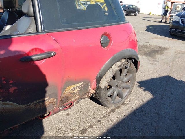 45952419 :رقم المزاد ، WMWRE33465TD94540 vin ، 2005 Mini Cooper S مزاد بيع