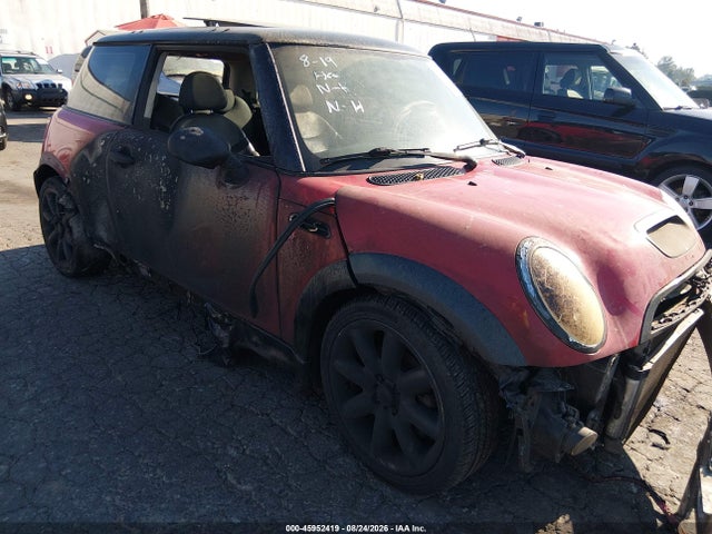 45952419 :رقم المزاد ، WMWRE33465TD94540 vin ، 2005 Mini Cooper S مزاد بيع