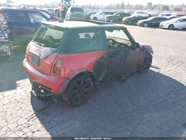 45952419 :رقم المزاد ، WMWRE33465TD94540 vin ، 2005 Mini Cooper S مزاد بيع