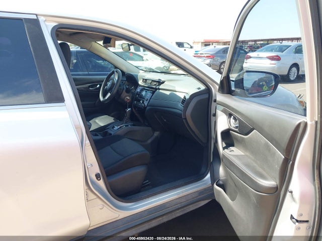 Nissan ROGUE S 2017 JN8AT2MT5HW146516 Image 5