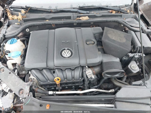 2013 Volkswagen Jetta 2.5l Se მანქანა იყიდება აუქციონზე, vin: 3VWDP7AJ4DM372289, აუქციონის ნომერი: 45952456