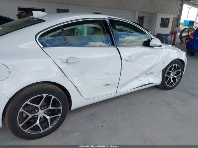 Продажа на аукционе авто 2017 Buick Regal Turbo Sport Touring, vin: 2G4GL5EX8H9121266, номер лота: 45952516