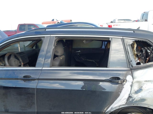 Aukcja sprzedaży 2019 Volkswagen Tiguan 2.0t Se/2.0t Sel/2.0t Sel R-line/2.0t Sel R-line Black, vin: 3VV3B7AX0KM188175, numer aukcji: 45952556