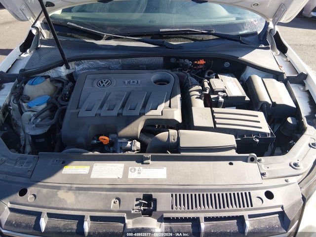 Aukcja sprzedaży 2013 Volkswagen Passat 2.0l Tdi Se, vin: 1VWBN7A30DC131152, numer aukcji: 45952577