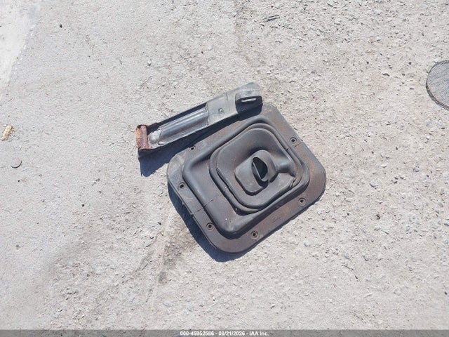 45952586 :رقم المزاد ، JT4RN48D3C0027754 vin ، 1982 Toyota Pickup Rn48 مزاد بيع