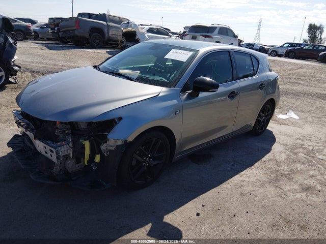 Lexus CT 200H 2016 JTHKD5BHXG2272274 Image 2