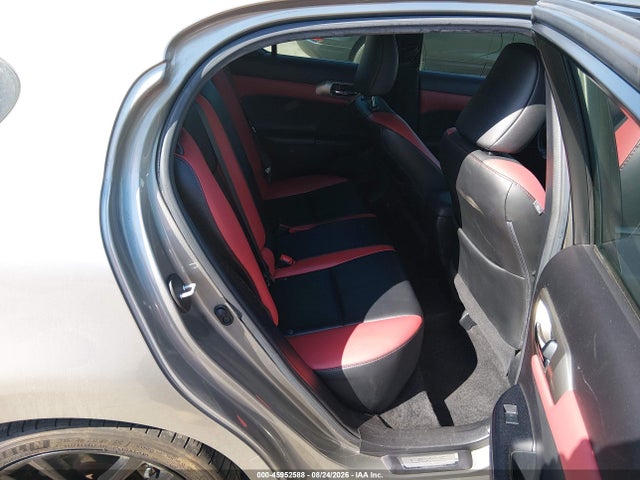 Lexus CT 200H 2016 JTHKD5BHXG2272274 Image 8