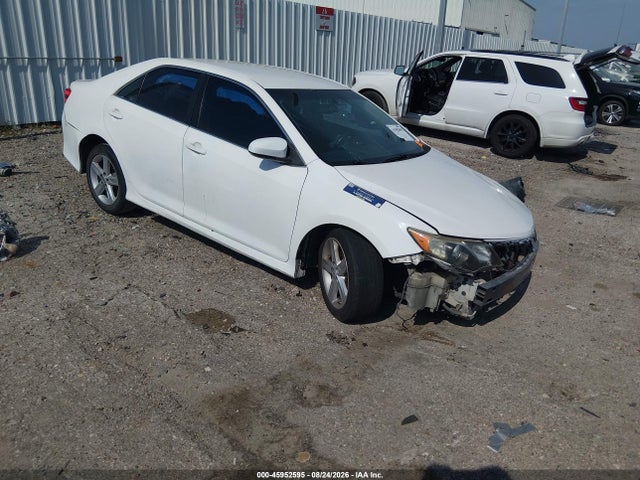 2014 Toyota Camry Se მანქანა იყიდება აუქციონზე, vin: 4T1BF1FK7EU753378, აუქციონის ნომერი: 45952595