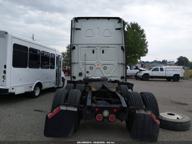 Продаж на аукціоні авто 2023 Freightliner New Cascadia 126, vin: 3AKJHHDR4PSUF2300, номер лоту: 45952619