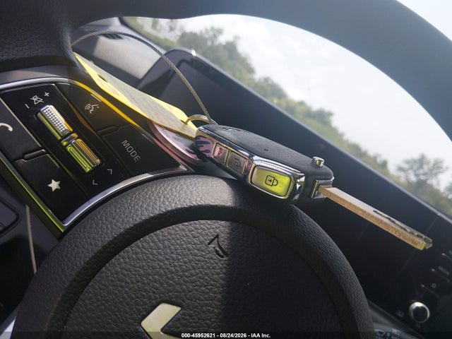 Продажа на аукционе авто 2026 Kia Seltos Lx, vin: KNDEP2AAXT7831988, номер лота: 45952621