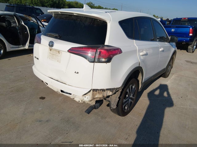 45952647 :رقم المزاد ، JTMZFREV5JJ185267 vin ، 2018 Toyota Rav4 Le مزاد بيع