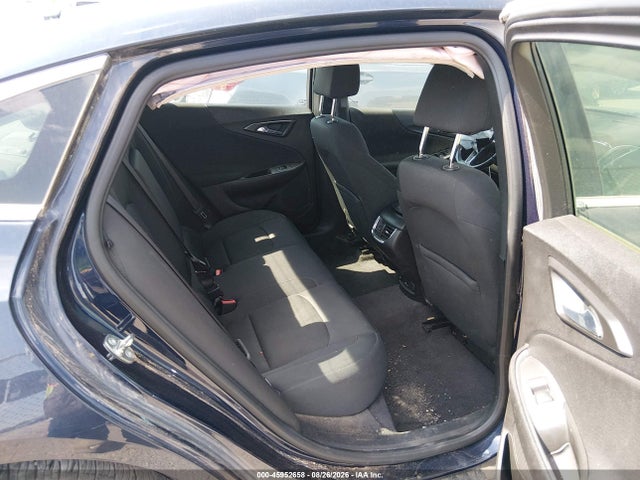 1G1ZE5ST0HF130990 Chevrolet MALIBU 1LT
