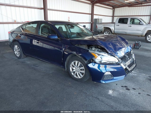 45952663 :رقم المزاد ، 1N4BL4BV5KC138057 vin ، 2019 Nissan Altima 2.5 S مزاد بيع