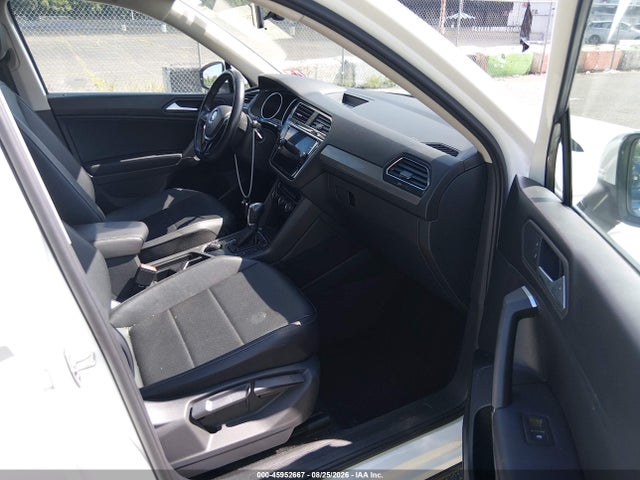 45952667 :رقم المزاد ، 3VV2B7AX4KM091511 vin ، 2019 Volkswagen Tiguan 2.0t Se/2.0t Sel/2.0t Sel R-line/2.0t Sel R-line Black مزاد بيع