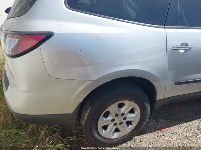 Chevrolet Traverse Ls 2016 1GNKRFKD3GJ283927 Image 4