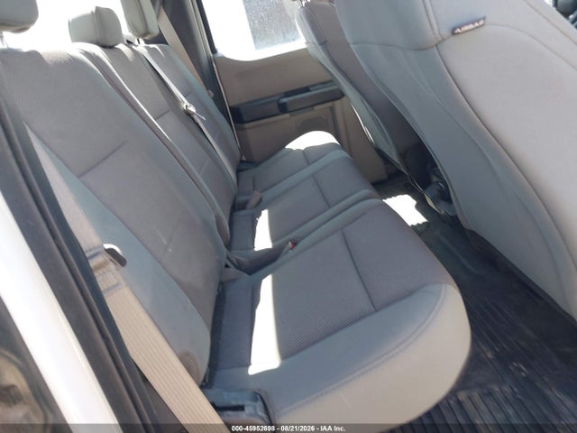 45952698 :رقم المزاد ، 1FT7X2B6XJEC22184 vin ، 2018 Ford F-250 Xl مزاد بيع