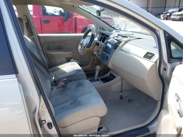 2007 Nissan Versa 1.8s მანქანა იყიდება აუქციონზე, vin: 3N1BC11E37L405141, აუქციონის ნომერი: 45952700