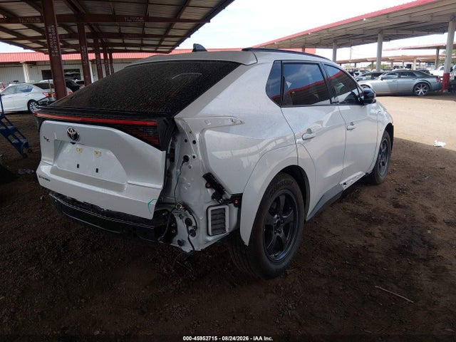 Toyota Bz Xle 2026 JTMBDAFB6TA009005 Image 4