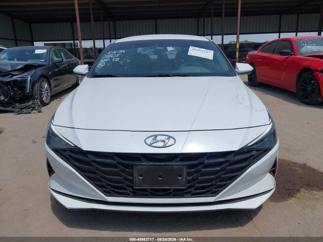 Продажа на аукционе авто 2022 Hyundai Elantra Sel, vin: 5NPLM4AG0NH059709, номер лота: 45952717