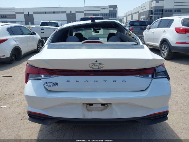 Продажа на аукционе авто 2022 Hyundai Elantra Sel, vin: 5NPLM4AG0NH059709, номер лота: 45952717