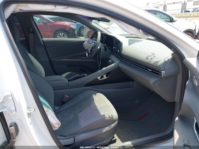 Продажа на аукционе авто 2022 Hyundai Elantra Sel, vin: 5NPLM4AG0NH059709, номер лота: 45952717