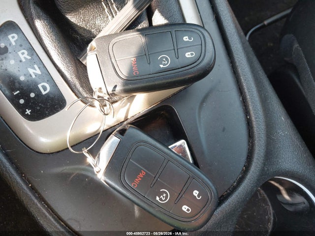 Продаж на аукціоні авто 2015 Jeep Cherokee Limited, vin: 1C4PJLDB1FW738047, номер лоту: 45952723